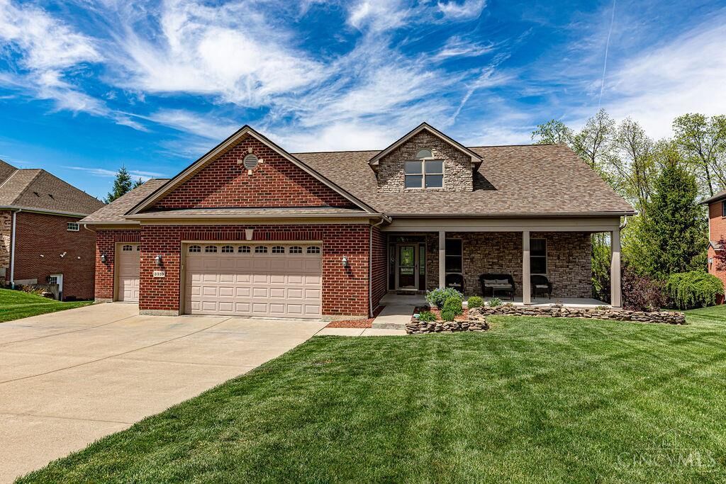 Property Photo: 3310 Fox Run Drive OH 45013