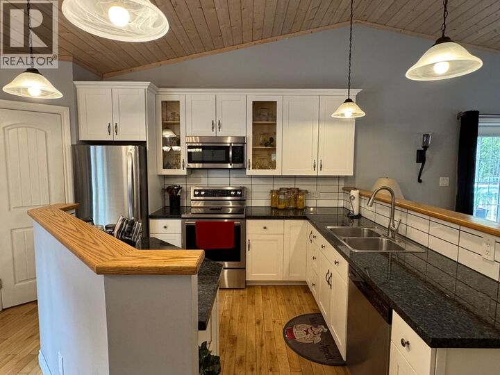 Property Photo: 5 Cottonwood Road BC V0H 1A0