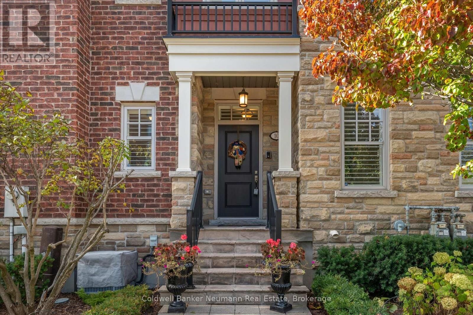Property Photo:  2061 Maria Street 10  ON L7R 0B5 