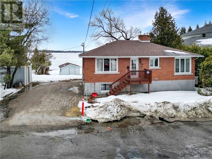 Property Photo:  488 Lake Point Crt  ON P3E 6J3 