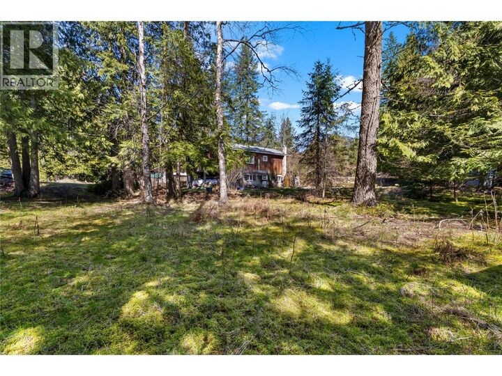 Photo de la propriété:  16281 3A Highway  BC V0B 1E0 