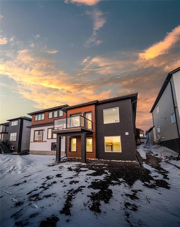 Property Photo:  16 Jerry Klein Drive  MB R3W 0R9 