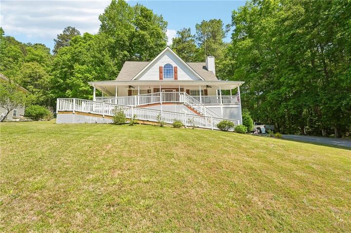 Property Photo: 80 Old Still Court GA 30534