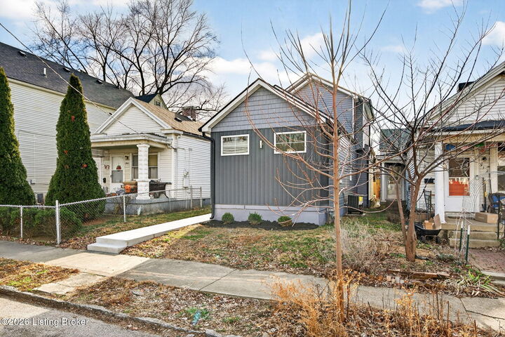 Property Photo:  914 Ash St  KY 40217 