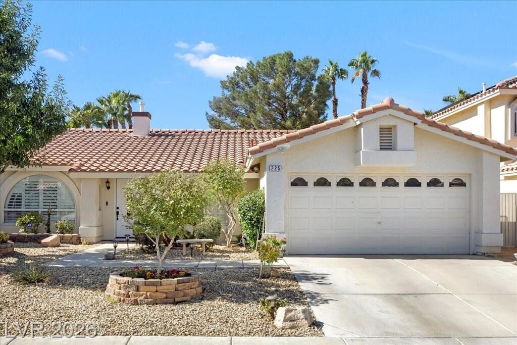 Property Photo:  225 Hollyfern Street  NV 89074 