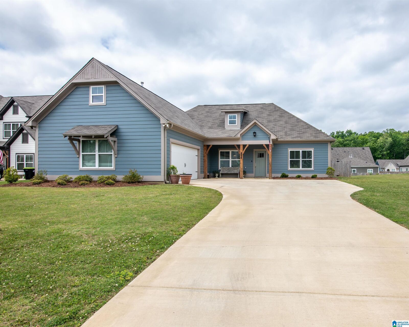 Property Photo: 2030 Baxter Avenue AL 35146