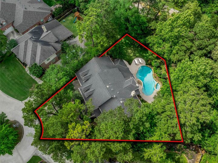 Property Photo:  19 Millwright Place  TX 77382 