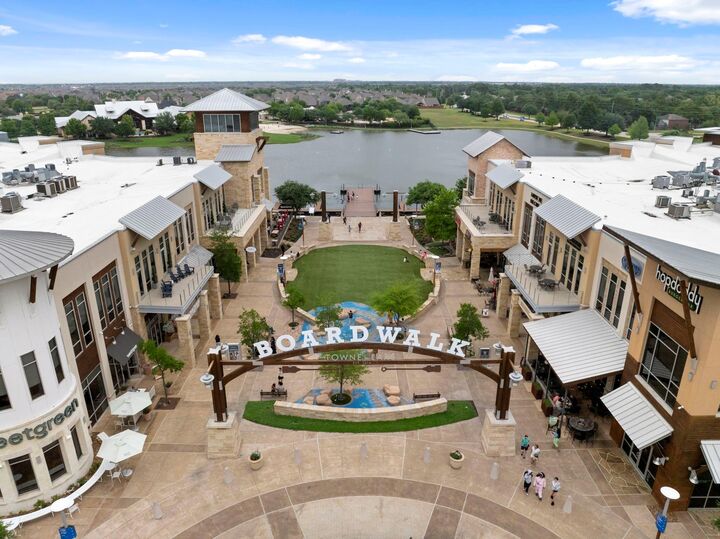 Property Photo: 11622 Whitewave Bend Court TX 77433