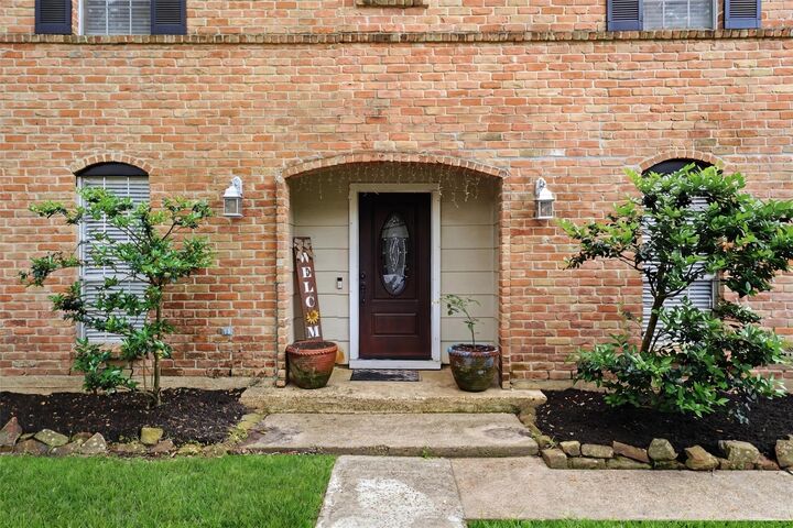 Property Photo:  19719 Sweet Forest Lane  TX 77346 