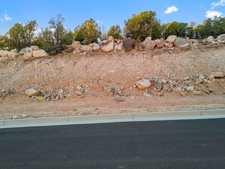 Property Photo: 3130 W W Estates Dr Lot 21 UT 84720