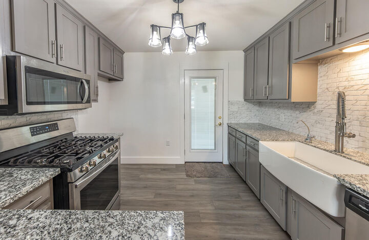 Property Photo:  4816 40th Street  TX 79414 