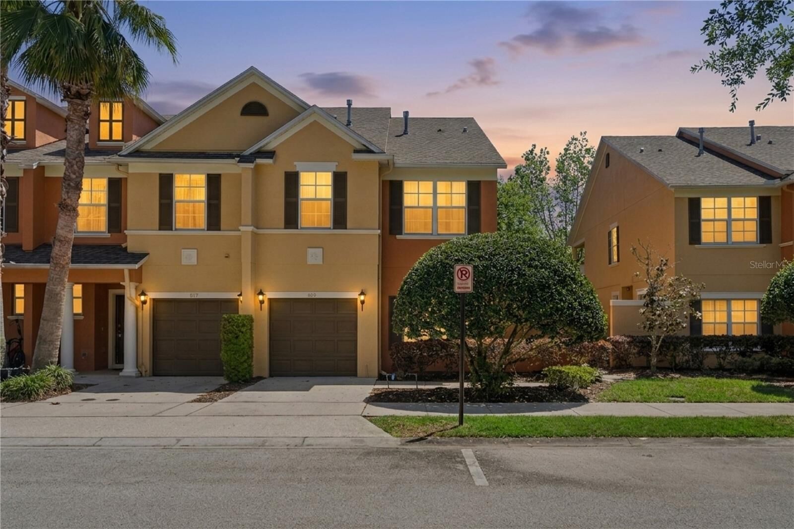 Property Photo: 869 Assembly Court FL 34747