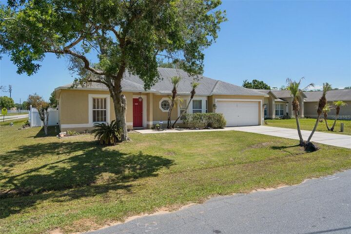 Property Photo:  1 Miramar Way  FL 34758 