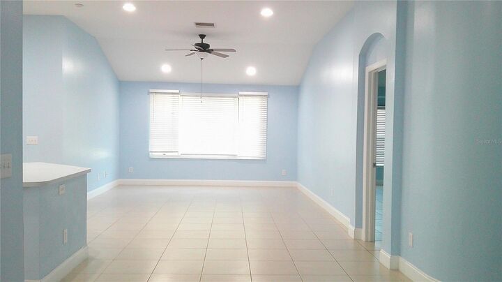 Property Photo:  8512 Canterbury Lake Boulevard  FL 33619 