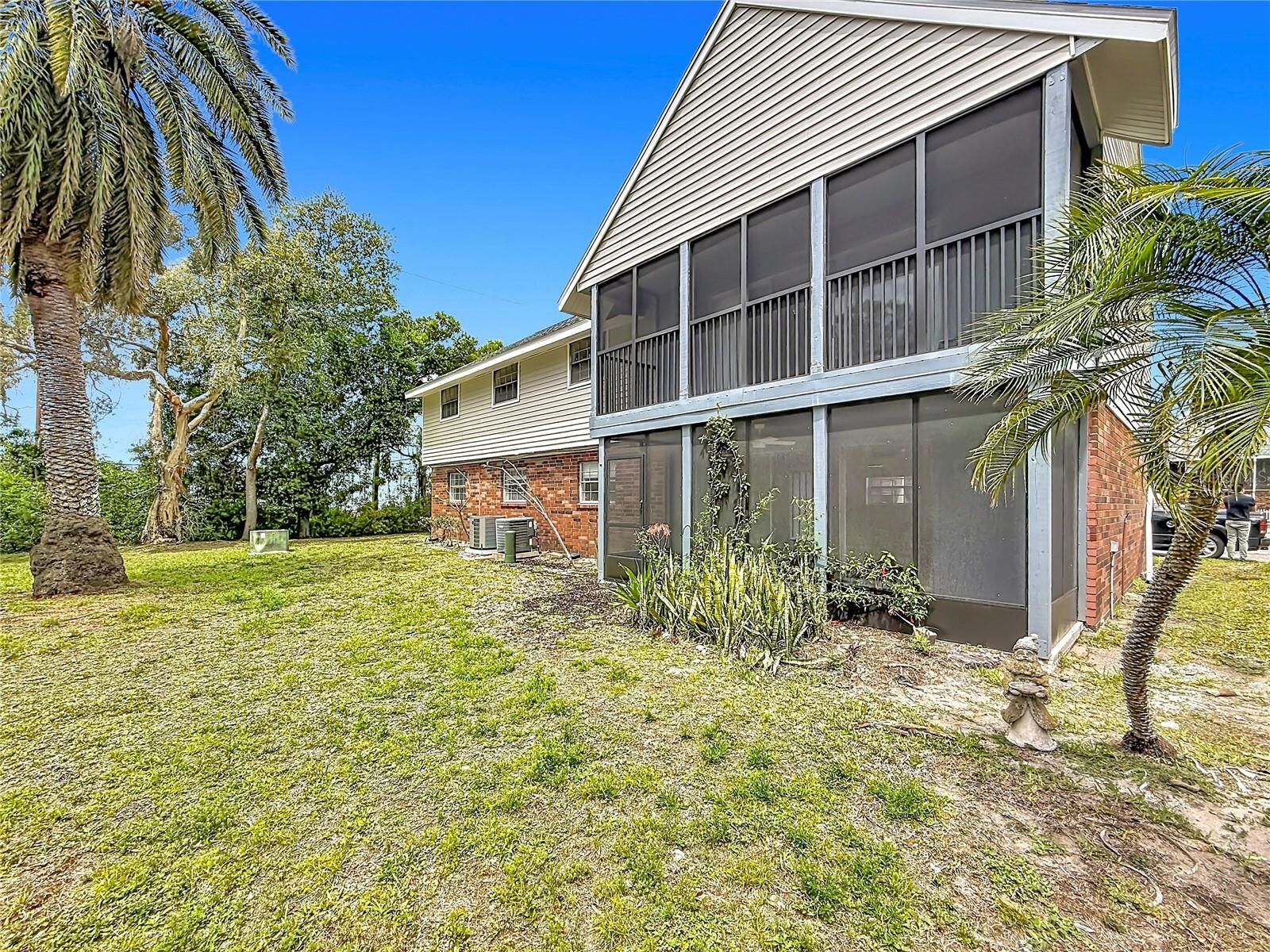 Property Photo:  200 Country Club Drive 1301  FL 33771 