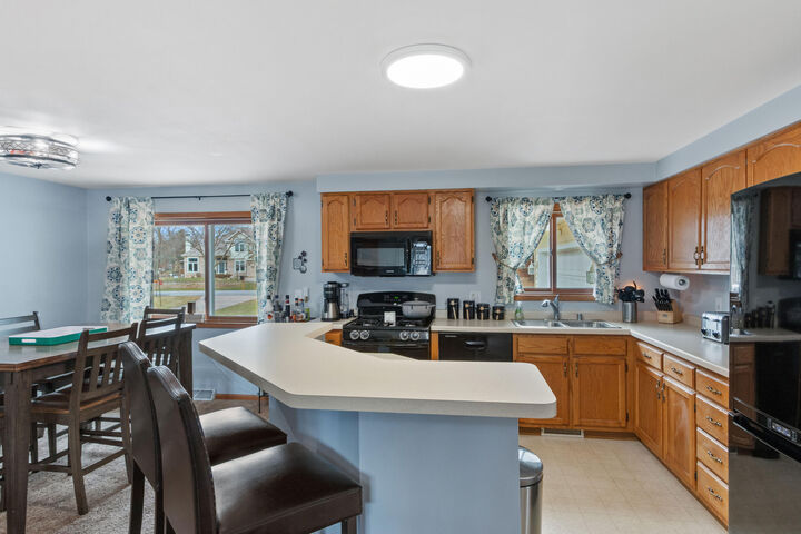 Property Photo:  936 Sussex Ct  WI 54457 