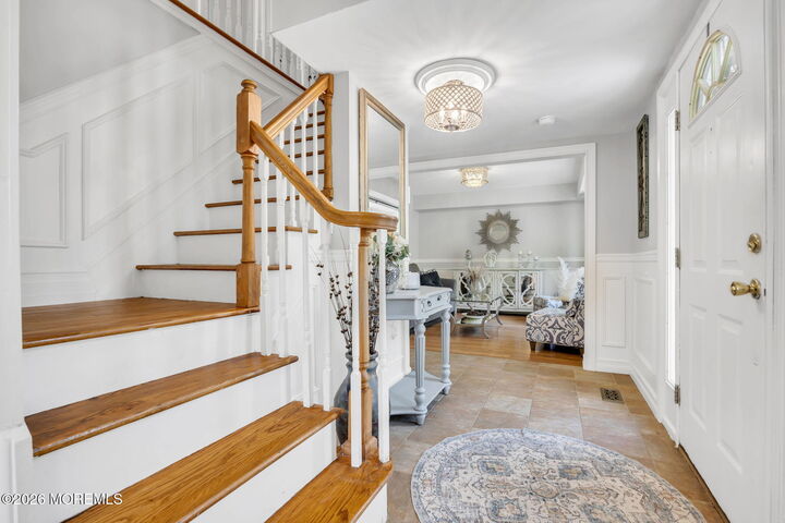 Property Photo:  7 Stratford Drive  NJ 08857 