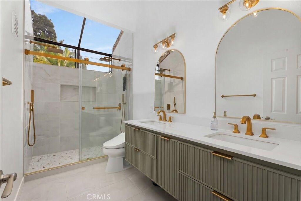 Property Photo:  17172 Abalone 211  CA 92649 