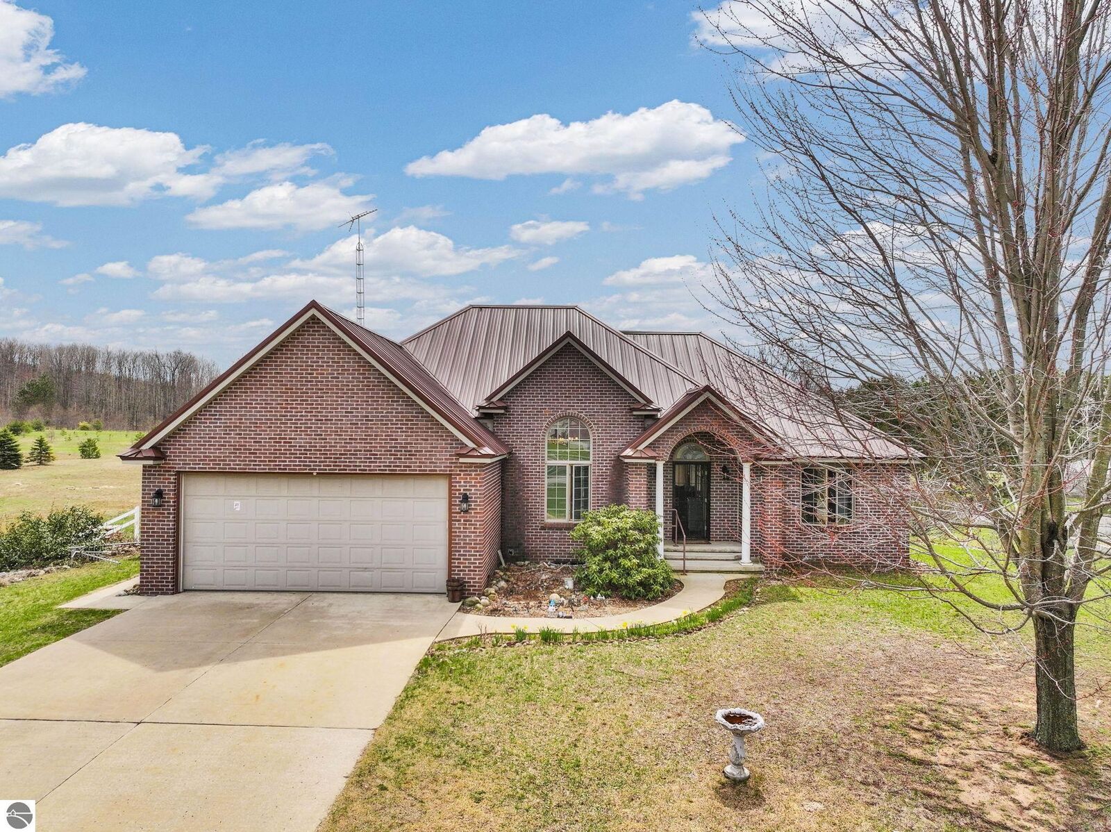 Property Photo:  3048 E 16 Road  MI 49663 