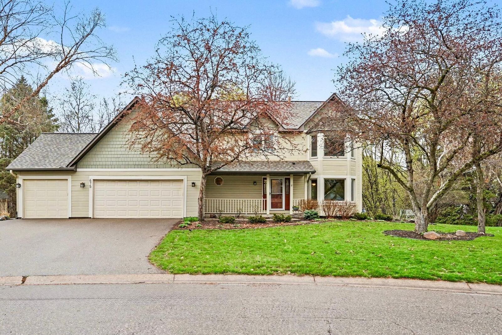 Property Photo:  675 Bridle Ridge Circle  MN 55123 