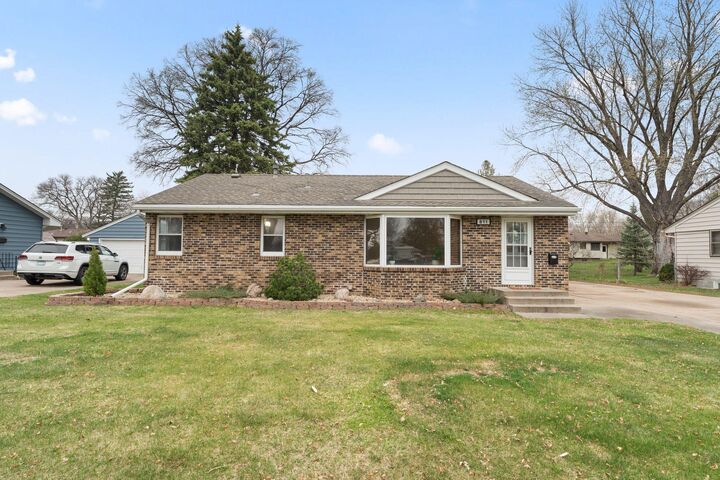 Property Photo:  811 Pandora Drive NE  MN 55432 