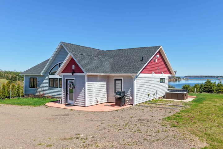 Property Photo: 40 Stan Pearson Road PE C0B 1M0