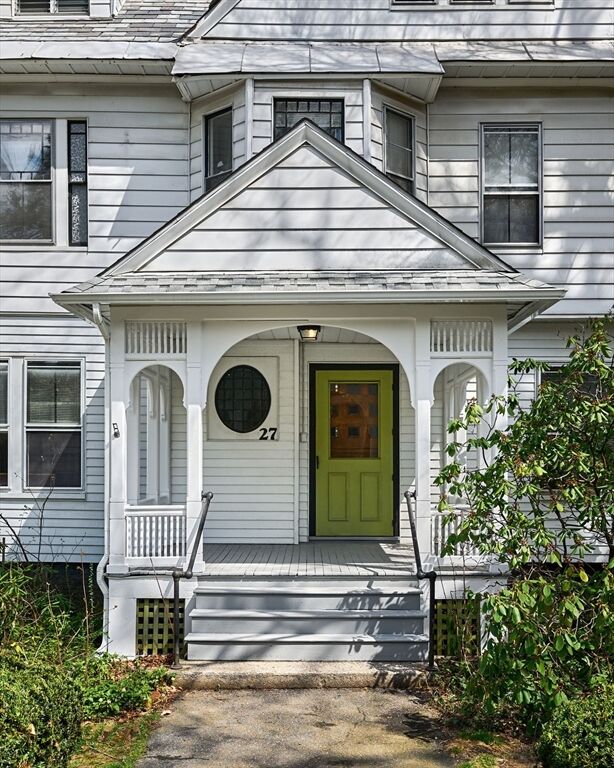 Property Photo:  27 Crescent Street  MA 01060 