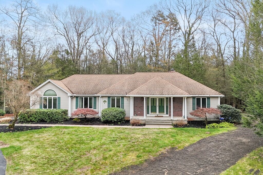 Property Photo:  4 Pearl Brook Road  MA 01077 