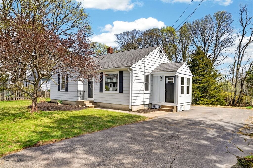 Property Photo: 27 Taylor St MA 02760