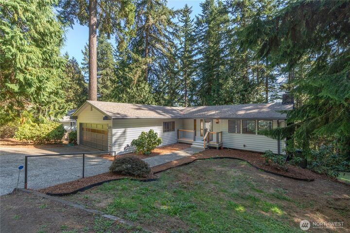 Property Photo:  91  Drew Lane  WA 98365 