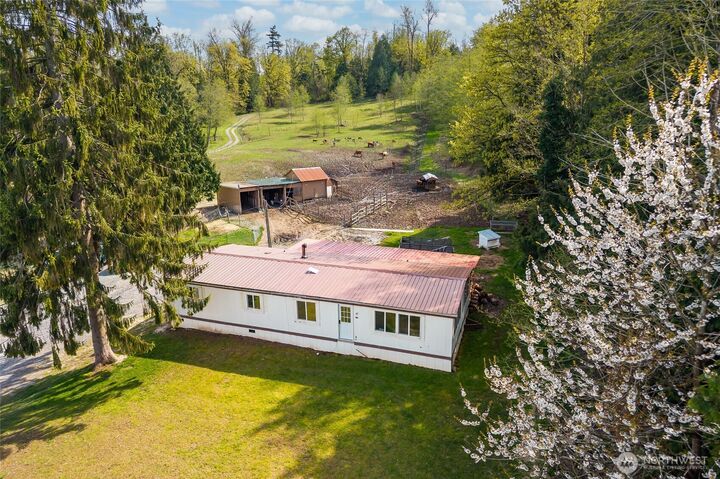 Property Photo:  3753  Bay Road  WA 98248 