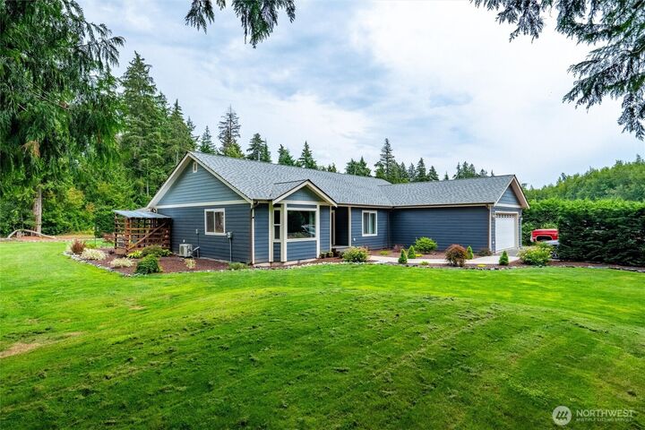 Property Photo:  3226  Velvet Lane  WA 98240 