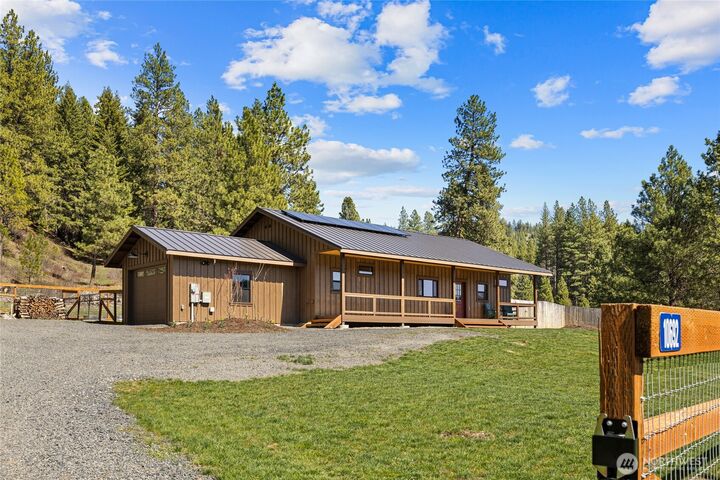 Property Photo:  10692  Teanaway Road  WA 98922 
