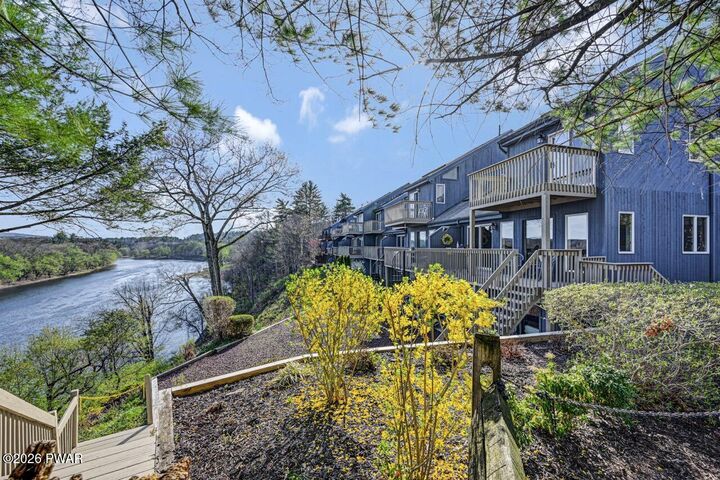 Property Photo:  149 Bennett Avenue Unit A  PA 18337 