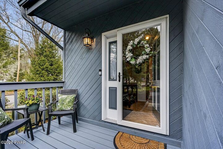 Property Photo:  149 Bennett Avenue Unit A  PA 18337 