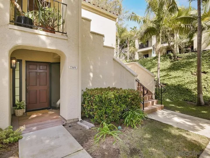 Property Photo:  7301 Calle De Fuentes  CA 92009 