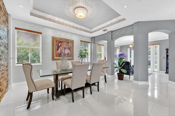 Property Photo:  15465 SW 117th St  FL 33196 