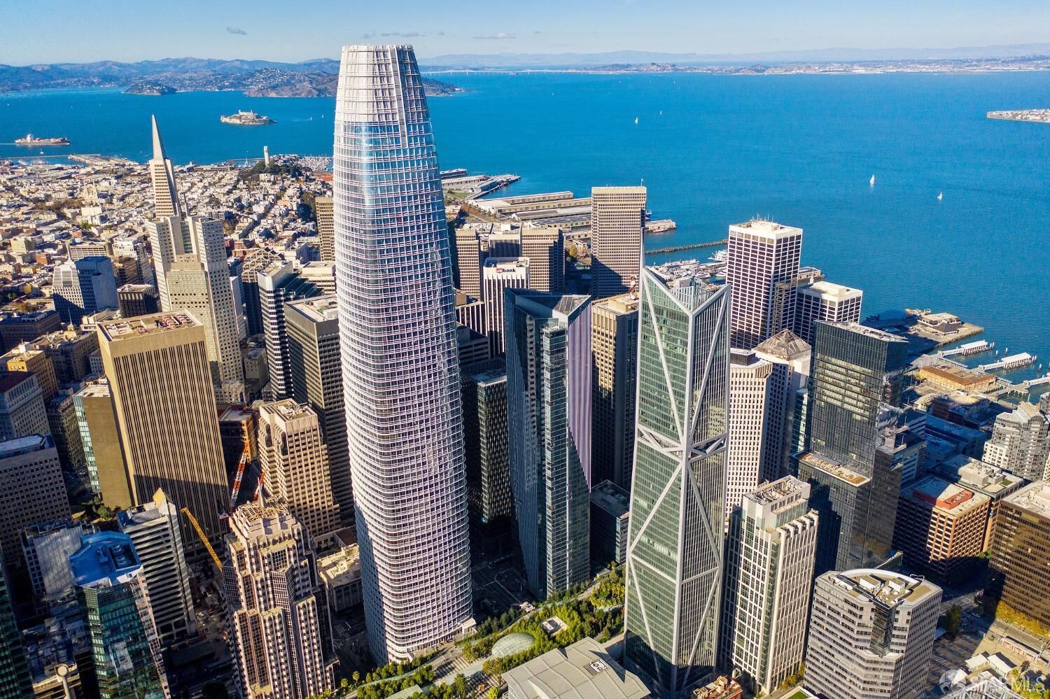 Property Photo:  301 Mission Street 52B  CA 94105 