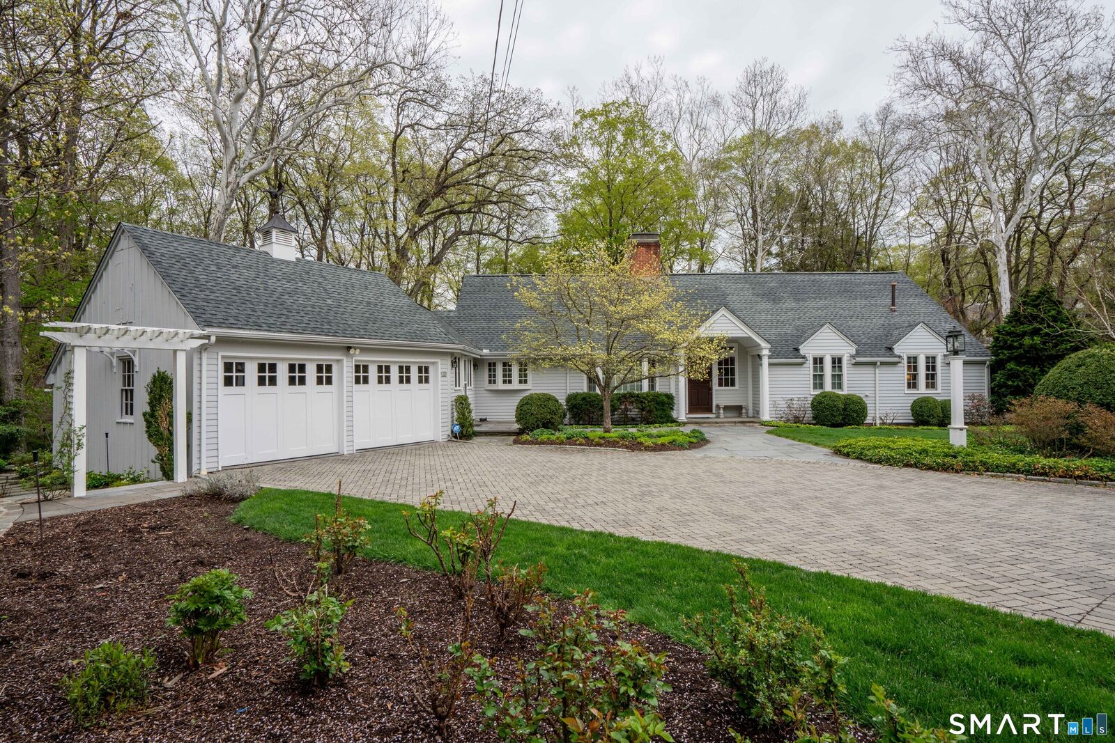 Property Photo:  15 Sunfield Lane  CT 06107 