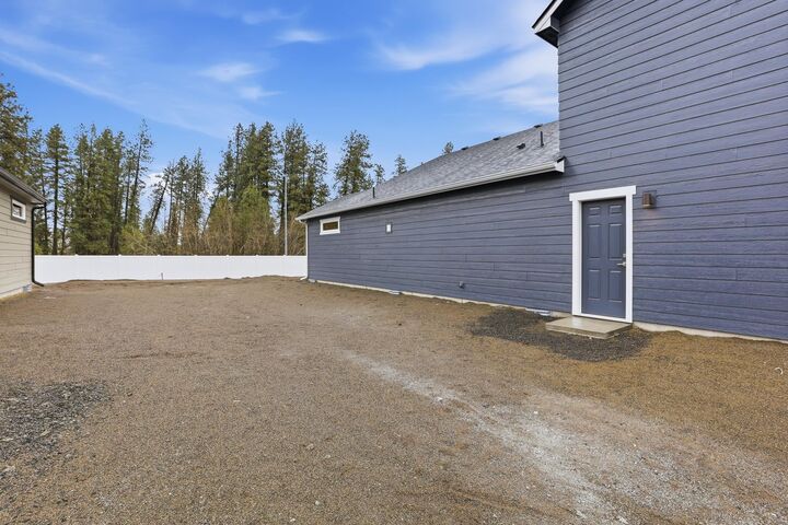 Property Photo:  311 Peach Tree Ct  WA 99004 