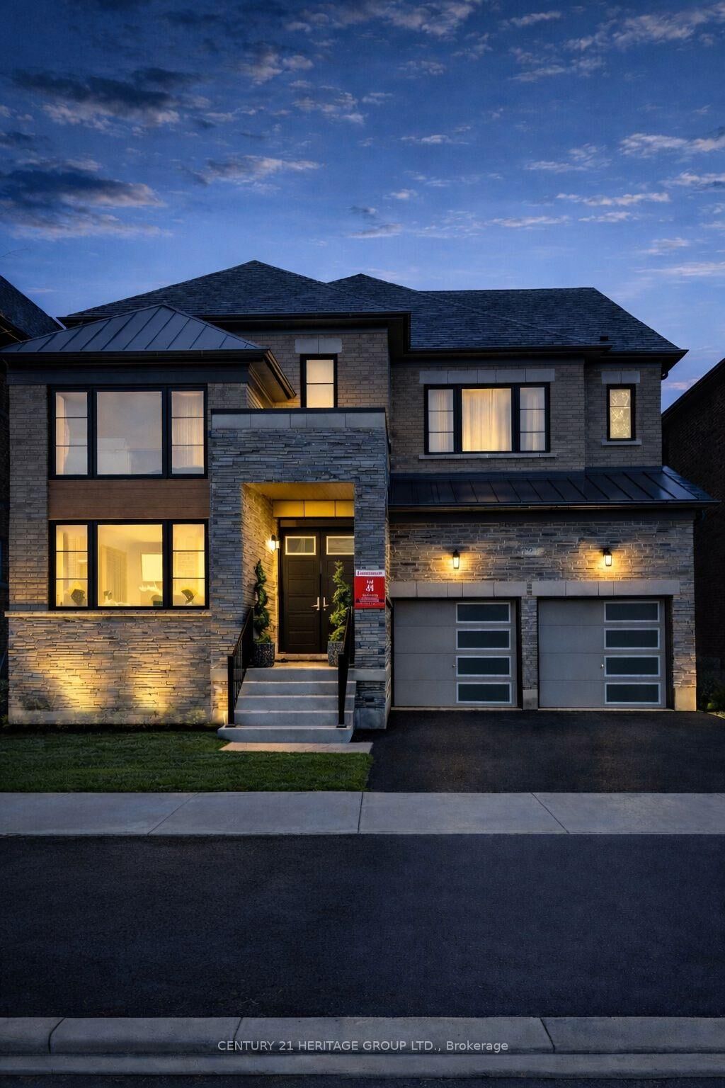 Property Photo:  20 Sweet Gale Crescent  ON L4E 1K1 