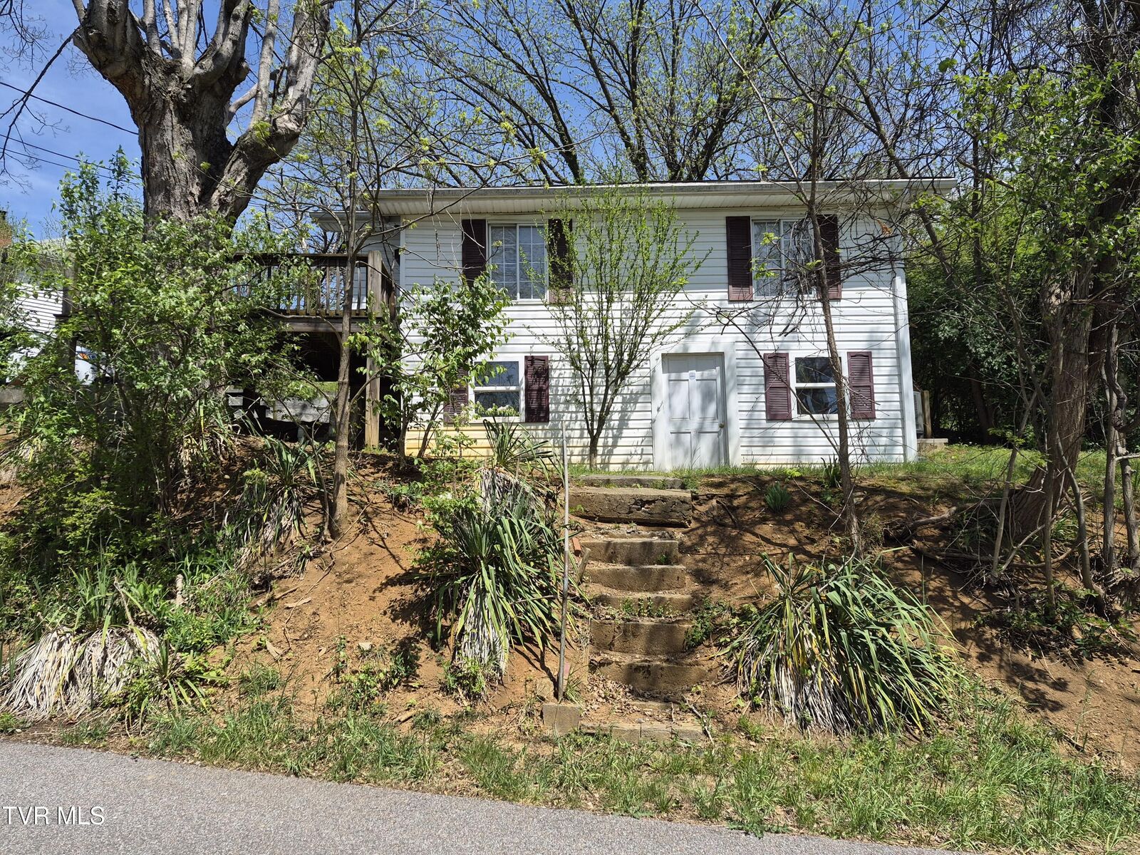 Property Photo:  237 Midland Circle  VA 24201 