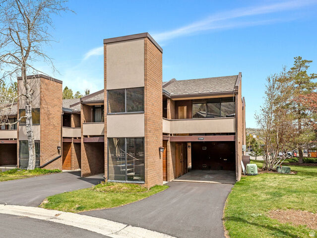 Property Photo:  1720 Captain Molly Dr  UT 84060 