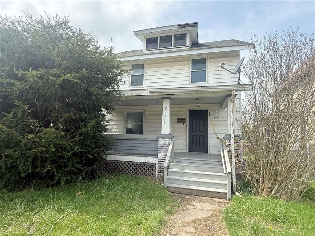 Property Photo:  726 Baldwin Ave  PA 16146 