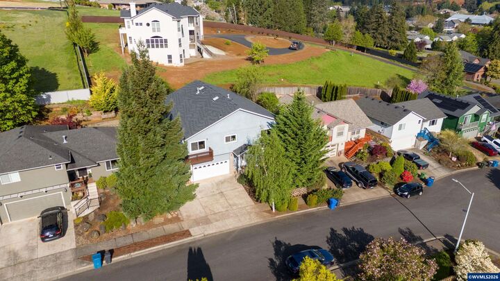 Property Photo:  5265 Snowflake St SE  OR 97306 