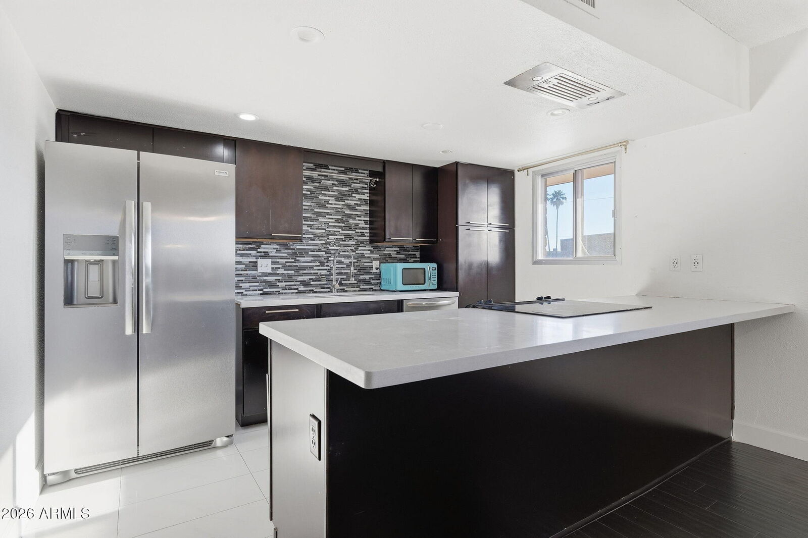 Property Photo:  1901 E Missouri Avenue 204  AZ 85016 