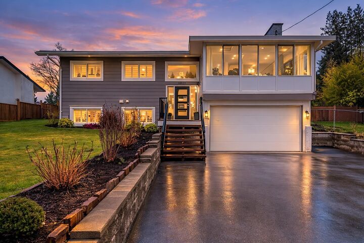 Property Photo: 32073 Westview Avenue BC V2V 1X7