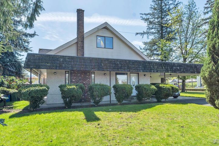 Property Photo: 34612 2 Street BC V2S 8C2