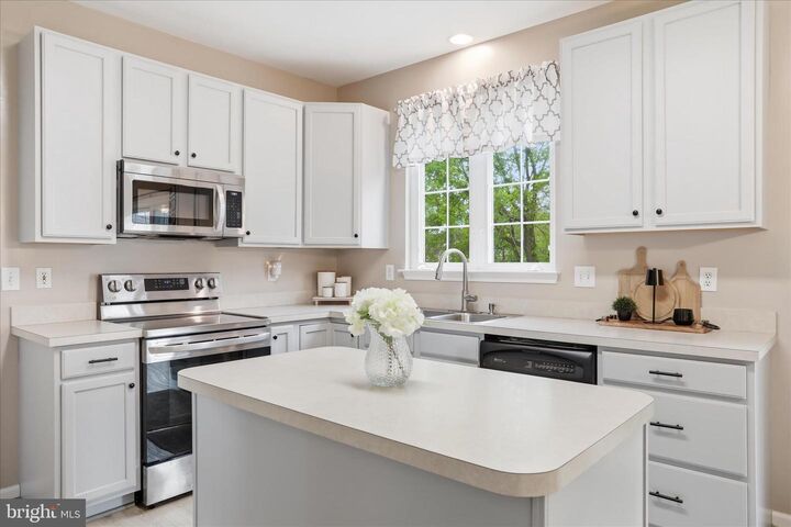 Property Photo:  244 Kimberwicke Drive N  WV 25414 