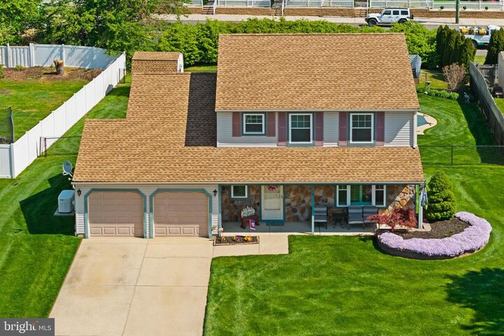 Property Photo:  18 Dewberry Drive  NJ 08060 